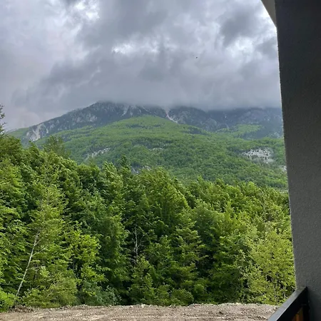 Hotel Trojet E Mija Theth