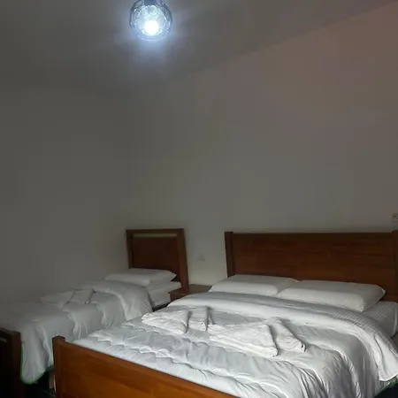 Trojet E Mija Otel Theth