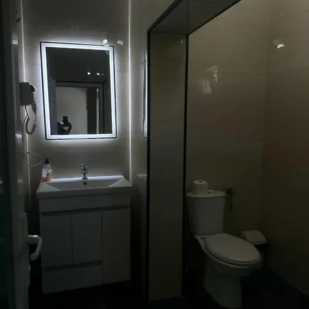 Otel Trojet E Mija *